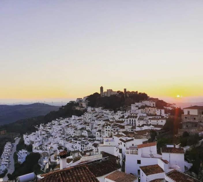 Castillo de Sabinillas Beautiful Apartment In Duquesa Suites And Gardens المظهر الخارجي الصورة